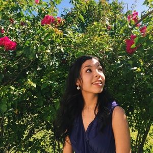 Meet your Posher, Yanelli